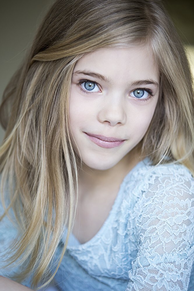 Fire Country Season 2 Guest Star Elle McKinnon Fire Country Season 2 Guest Star Elle McKinnon