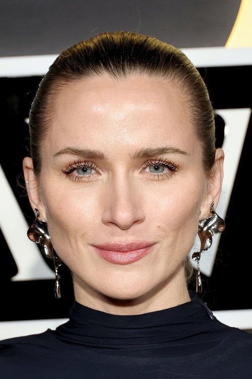 Shantel VanSanten as Becca Butcher in The Boys Shantel VanSanten as Becca Butcher in The Boys