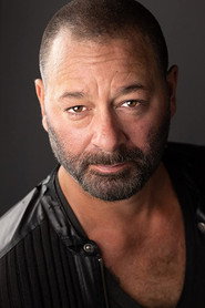 Artine Tony Browne as Ronnie Yates in Tracker