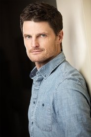 Bob Frazer as Professor Hewitt in Tracker