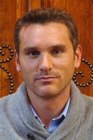 Chris William Martin as Tom Ritter in Tracker