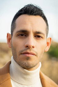 Johnny Rey Diaz as Alex Silva in Tracker