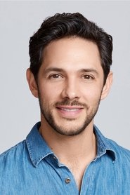 Michael Rady as Elliott Rusch in Tracker