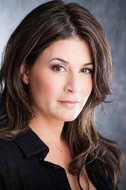 Nicole Oliver as Polly Baker in Tracker