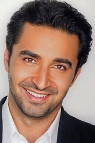 Pej Vahdat as Leo Sharf in Tracker