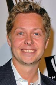 Peter Oldring as Hugh Lazlo in Tracker