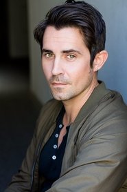 Richard de Klerk as Pete in Tracker