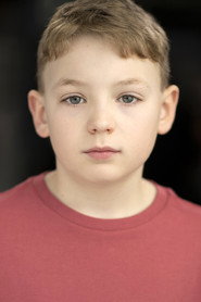 Roman Kinsella as Ari in Tracker