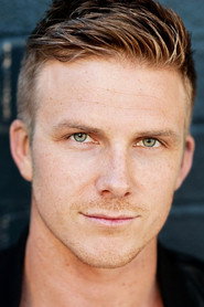 Simon Arblaster as Xavier Sampson in Tracker