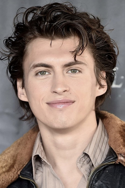 Dempsey Bryk as Ebon in We Were Liars Dempsey Bryk as Ebon in We Were Liars
