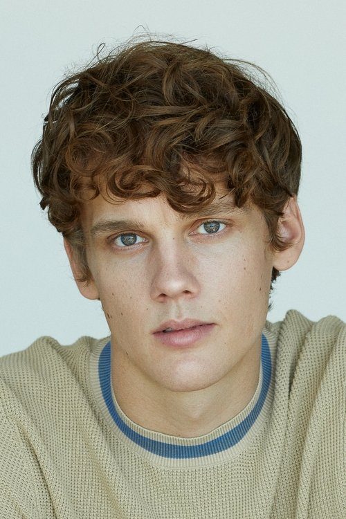 Hunter Doohan as Tyler Galpin in Wednesday Hunter Doohan as Tyler Galpin in Wednesday