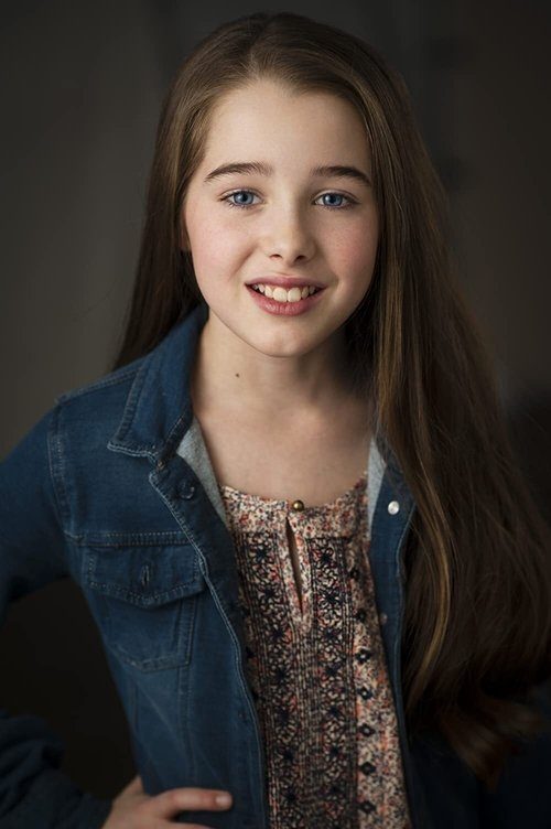 Gracyn Shinyei as Emily Montgomery in When Calls the Heart Gracyn Shinyei as Emily Montgomery in When Calls the Heart